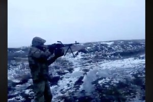 Верить нужно военным а не властям. Воины ВСУ  провели альтернативную экспертизу выданным им бронежелетам (видео 18+)