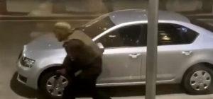 Срочно!  Нападение на ФСБ в Москве, идет стрельба с автоматического оружия (видео)