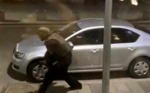 Срочно! Нападение на ФСБ в Москве, идет стрельба с автоматического оружия (видео) Срочно! Нападение на ФСБ в Москве, идет стрельба с автоматического оружия (видео)
