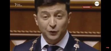 Зеленский вернулся в Украину на московском самолете, который прибыл вместе с Медведчуком Зеленский вернулся в Украину на московском самолете, который прибыл вместе с Медведчуком