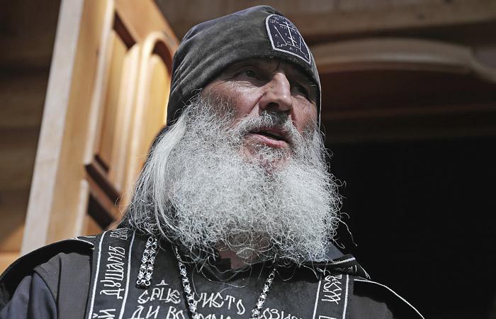 "Игумен земли Русской". Как бывший уголовник захватил православный монастырь и что это значит? "Игумен земли Русской". Как бывший уголовник захватил православный монастырь и что это значит?
