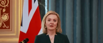Глава МИД Британии: «свободный мир» сплотится против агрессии РФ и Китая